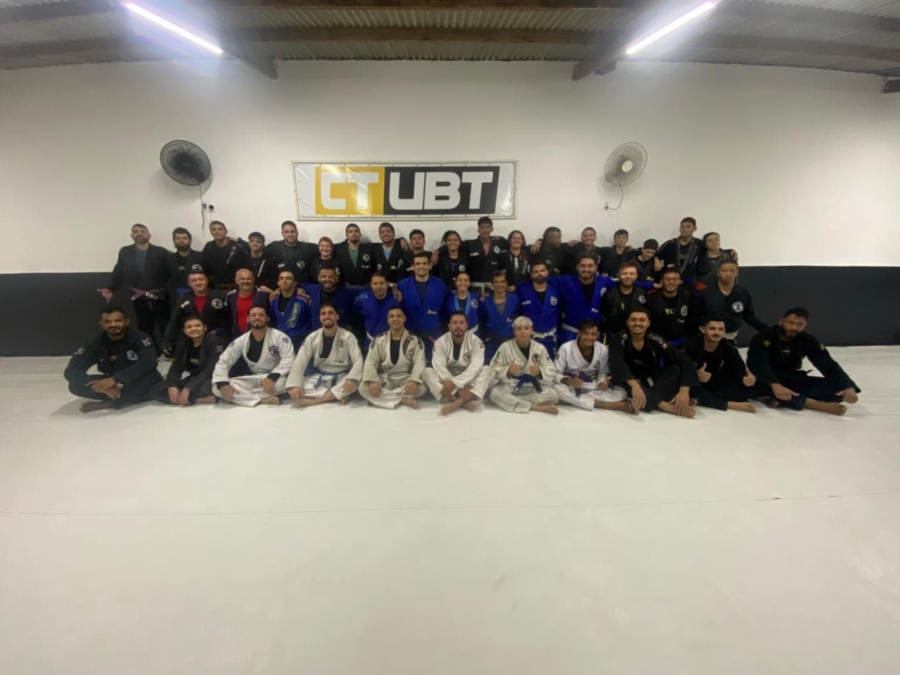 CT UBT -Jiu-Jitsu-Boxe-Muay Thai-Judô kids - Foto 1