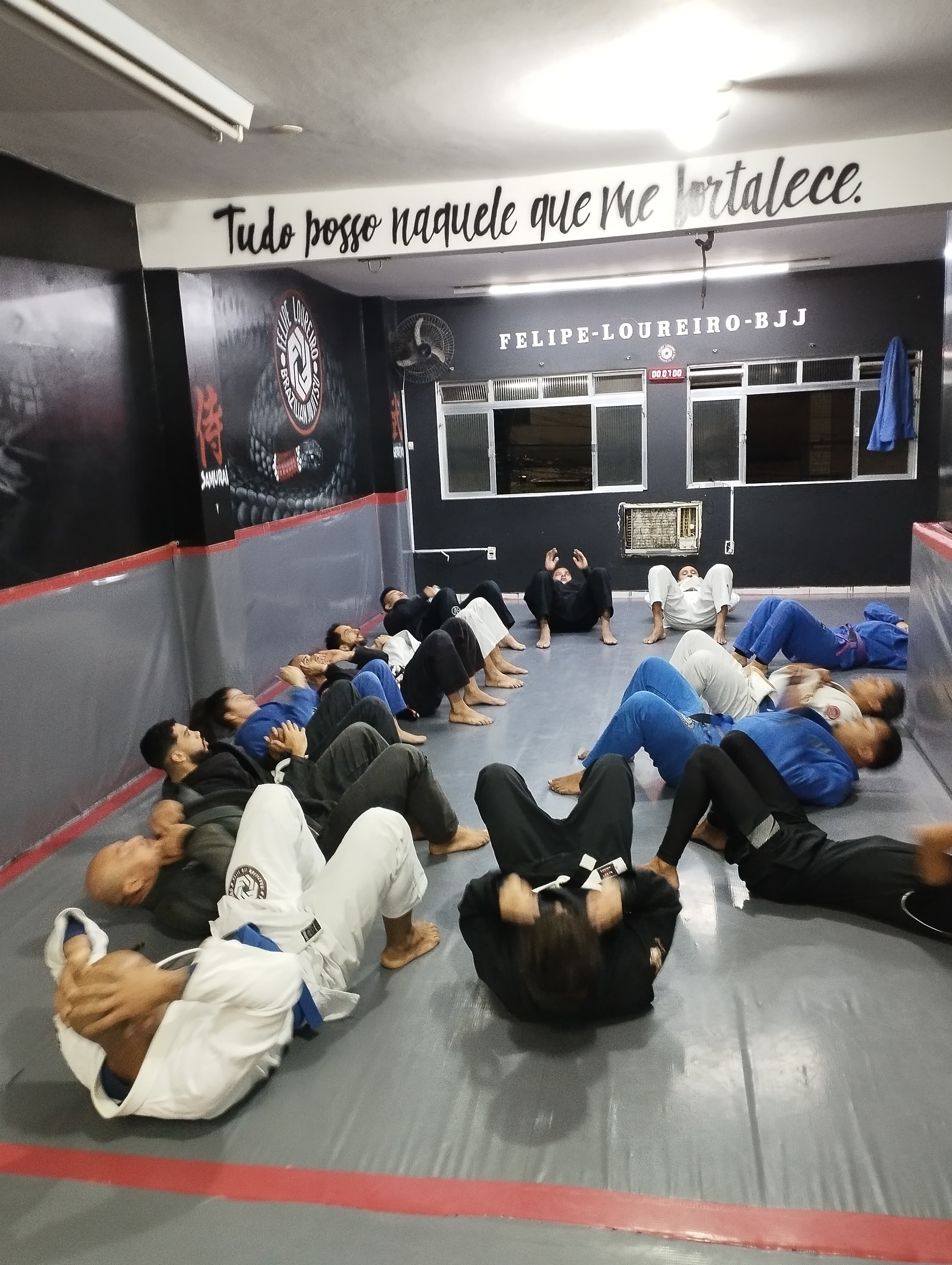 Escola de Jiu-Jitsu Felipe Loureiro - Foto 1